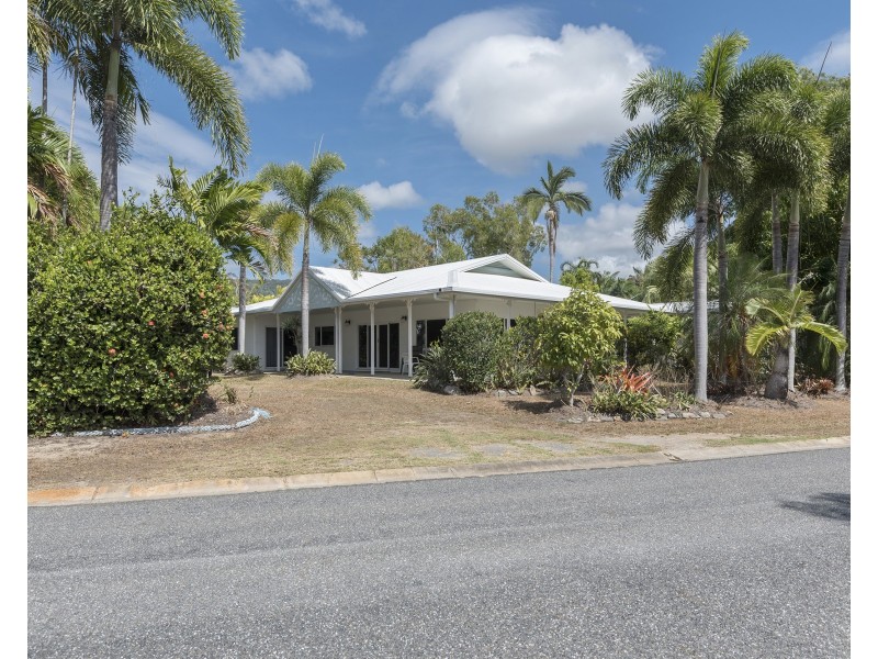 2 Ruby Close, Port Douglas QLD 4877