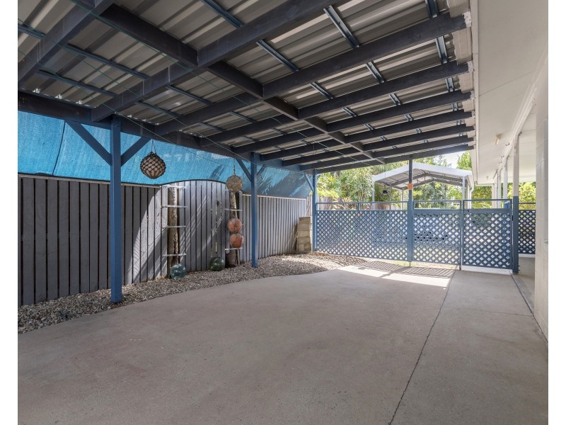2 Ruby Close, Port Douglas QLD 4877
