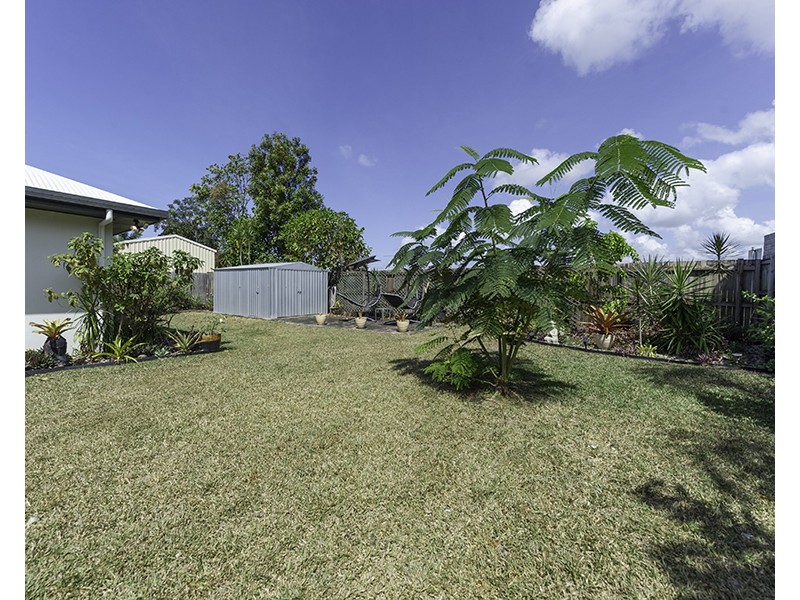 16 Dawal Close, Cooya Beach QLD 4873