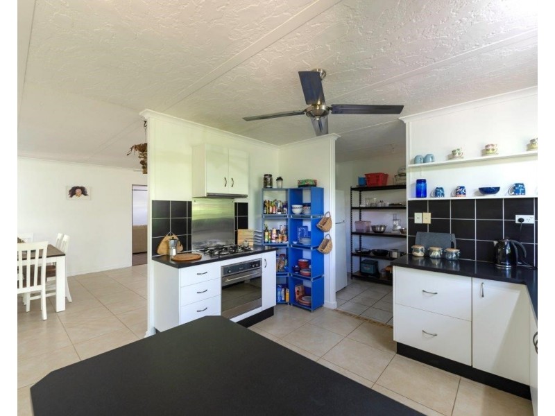5 Jacaranda Close, Cooya Beach QLD 4873