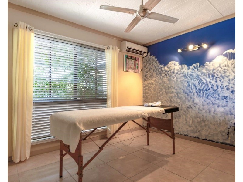 5 Jacaranda Close, Cooya Beach QLD 4873