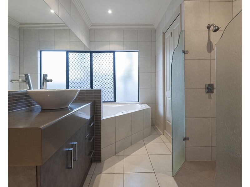 31 Brolga Street, Port Douglas QLD 4877