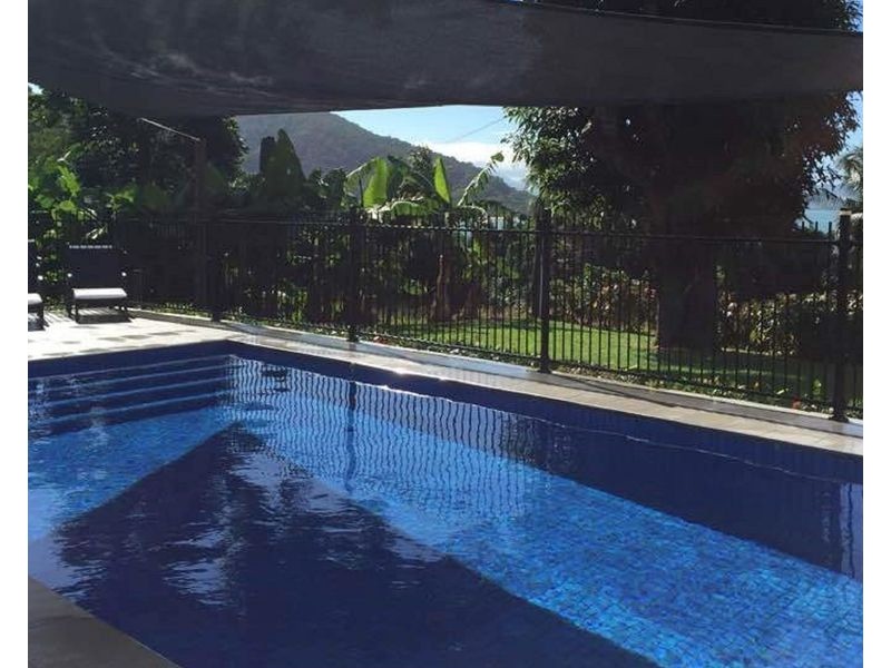 1301 Mossman-Daintree Road, Rocky Point QLD 4873