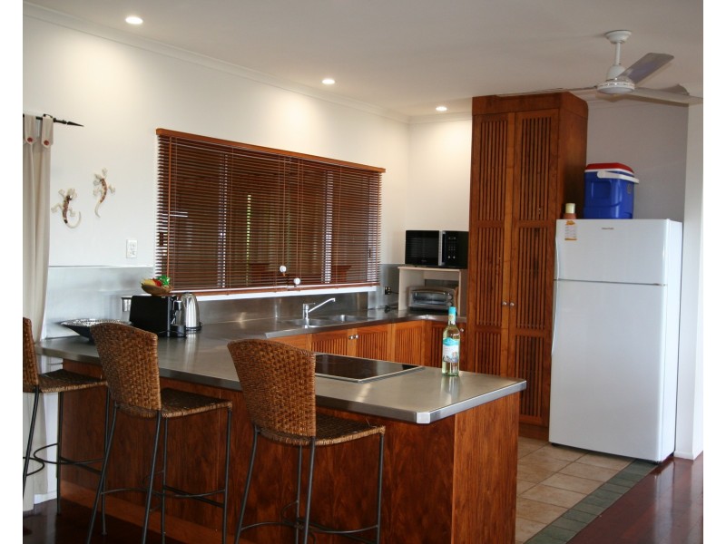 1301 Mossman-Daintree Road, Rocky Point QLD 4873