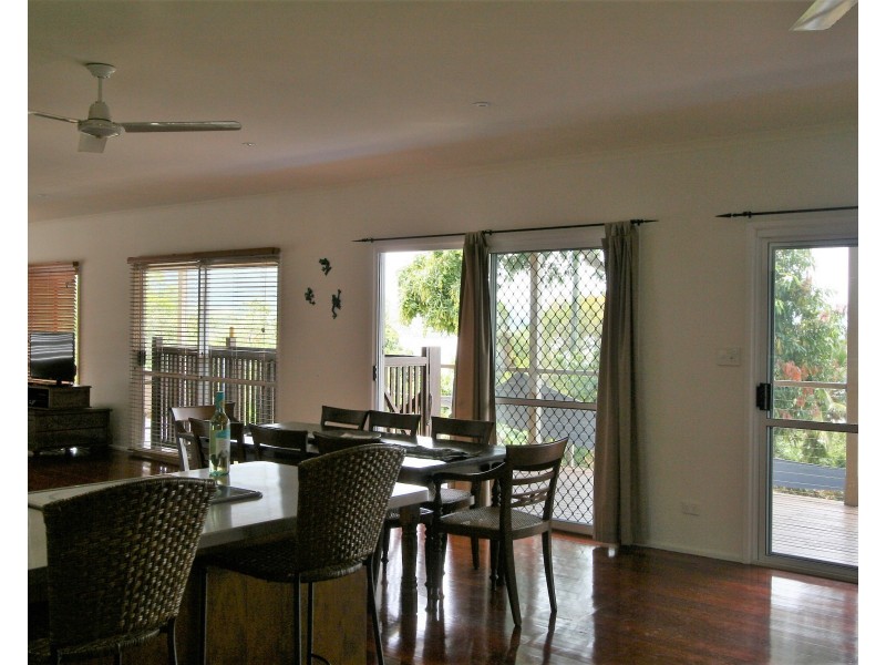 1301 Mossman-Daintree Road, Rocky Point QLD 4873