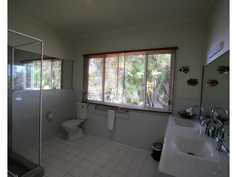 1301 Mossman-Daintree Road, Rocky Point QLD 4873