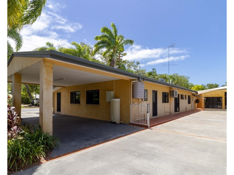 22 Nautilus Street, Port Douglas QLD 4877