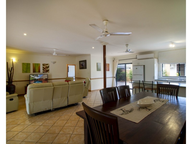 22 Nautilus Street, Port Douglas QLD 4877