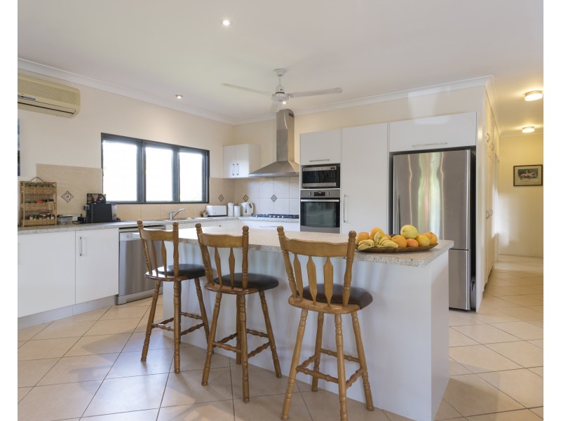 31 Pecten Avenue, Port Douglas QLD 4877