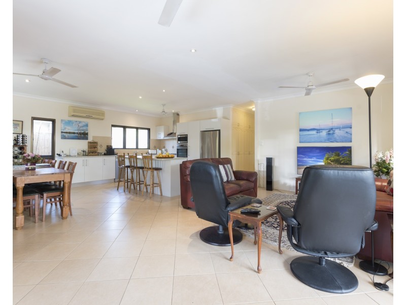 31 Pecten Avenue, Port Douglas QLD 4877