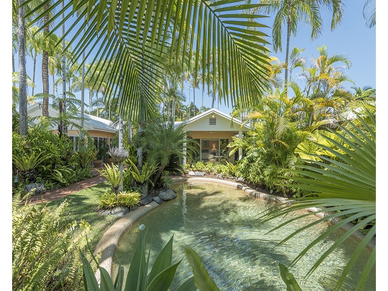 63 Reef Street, Port Douglas QLD 4877