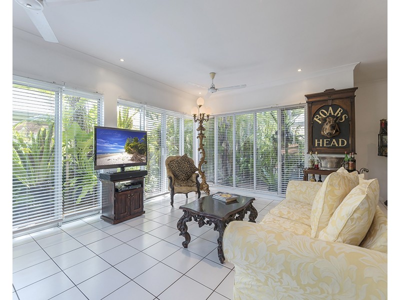 63 Reef Street, Port Douglas QLD 4877