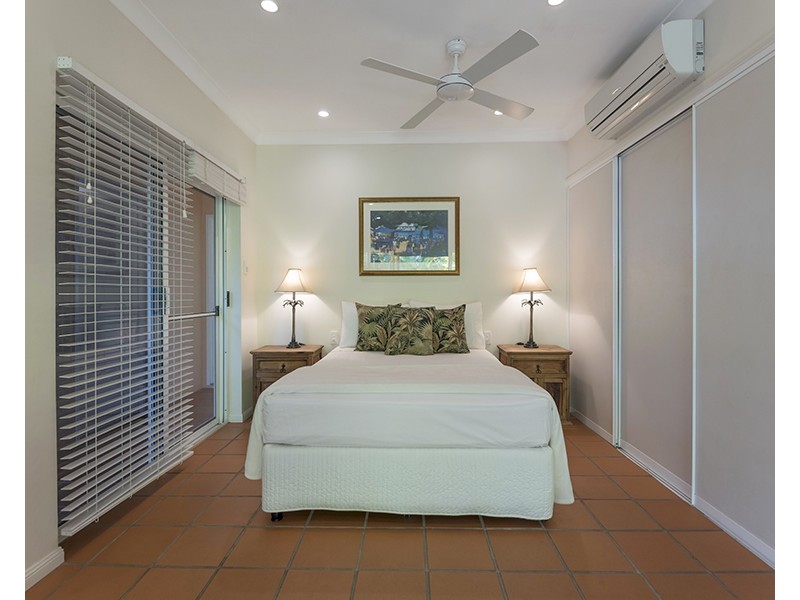 63 Reef Street, Port Douglas QLD 4877