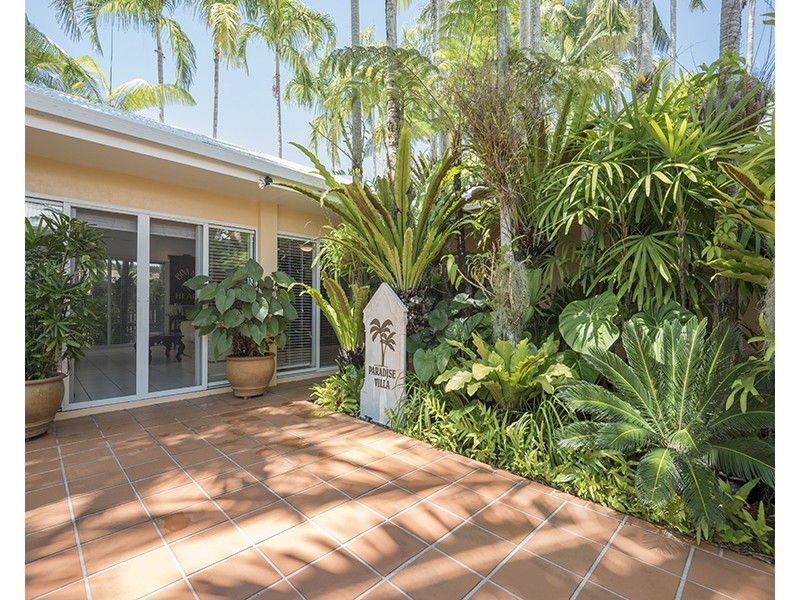 63 Reef Street, Port Douglas QLD 4877