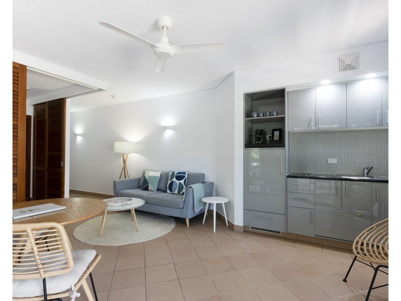 20/9-13 The Esplanade, Port Douglas QLD 4877