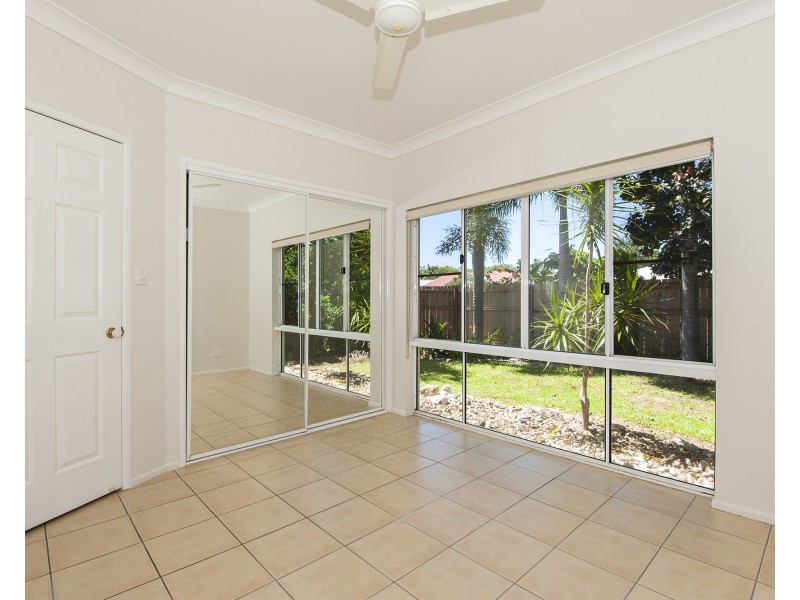 27 Allamanda Street, Cooya Beach QLD 4873