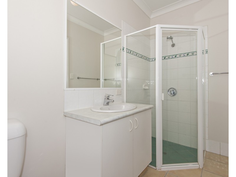 27 Allamanda Street, Cooya Beach QLD 4873
