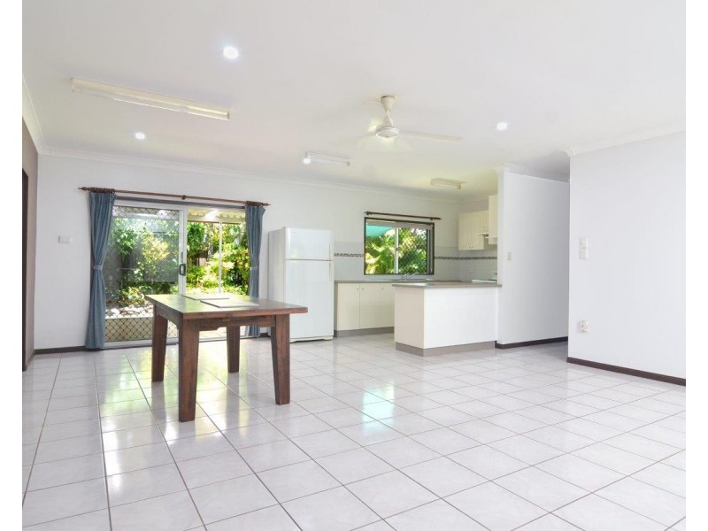 4 Albatross Close, Cooya Beach QLD 4873