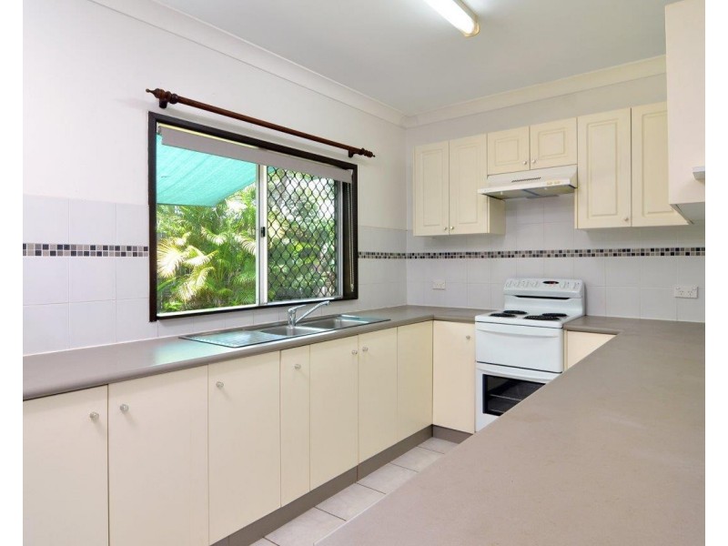 4 Albatross Close, Cooya Beach QLD 4873