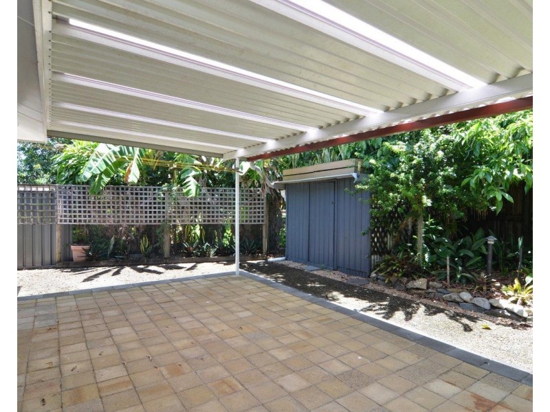 4 Albatross Close, Cooya Beach QLD 4873