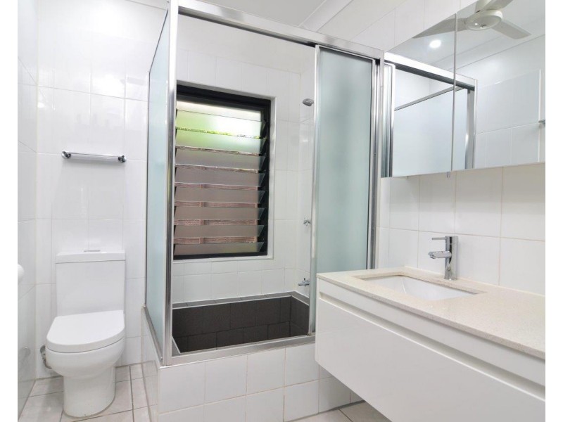 4 Albatross Close, Cooya Beach QLD 4873