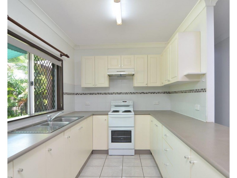4 Albatross Close, Cooya Beach QLD 4873