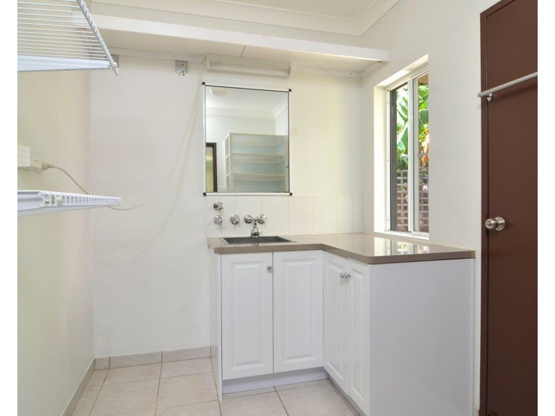 4 Albatross Close, Cooya Beach QLD 4873