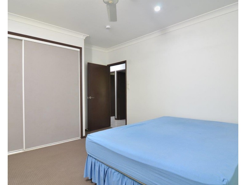 4 Albatross Close, Cooya Beach QLD 4873