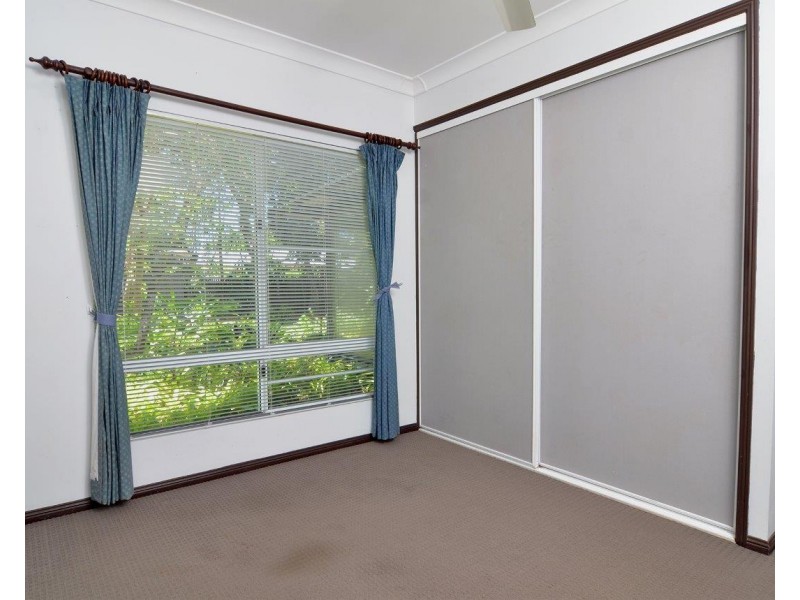 4 Albatross Close, Cooya Beach QLD 4873