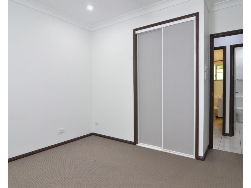 4 Albatross Close, Cooya Beach QLD 4873