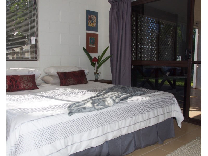2/9  Spinnaway Close, Port Douglas QLD 4877