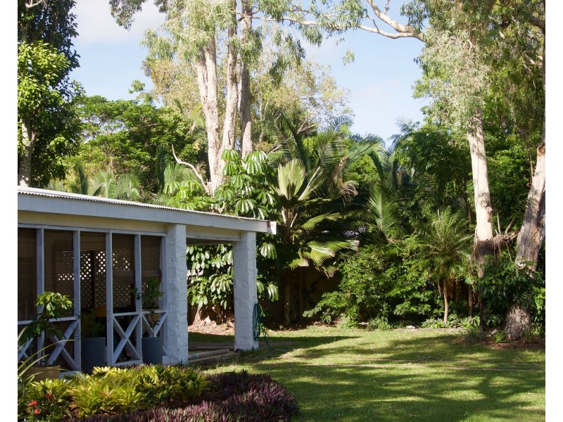 2/9  Spinnaway Close, Port Douglas QLD 4877