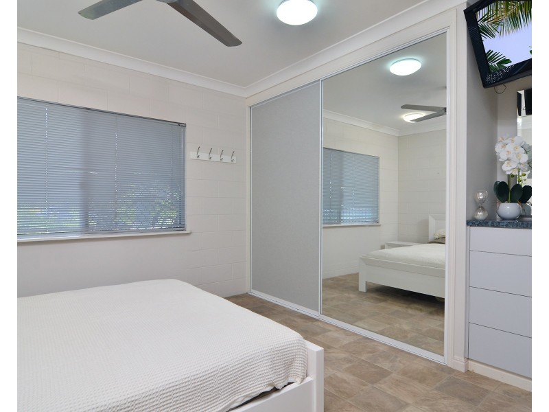 13 Poinciana Street, Cooya Beach QLD 4873