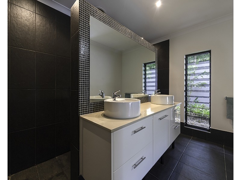 4 Old Port Road, Port Douglas QLD 4877