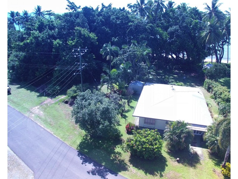 17 Marine, Newell QLD 4873