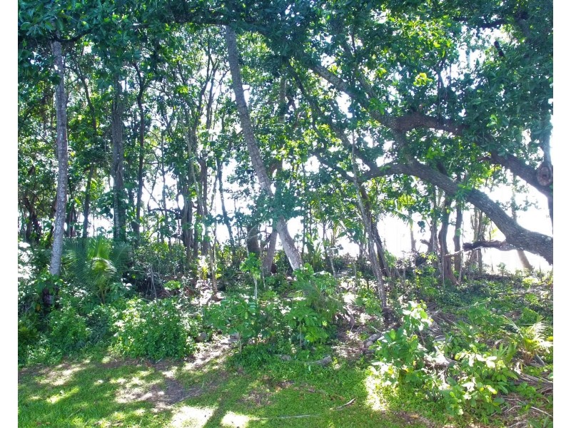 17 Marine, Newell QLD 4873