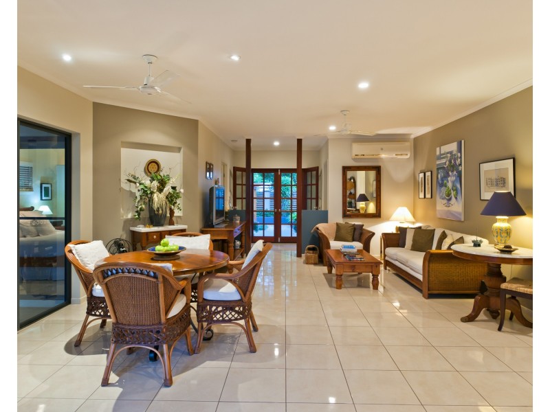 1 Forest Glen Road, Mossman QLD 4873