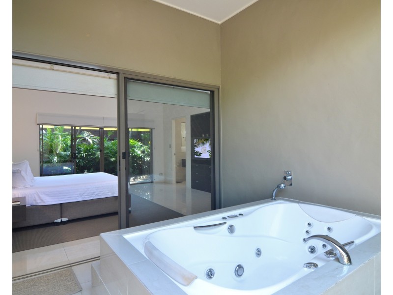 6/14-32 Barrier Street, Port Douglas QLD 4877