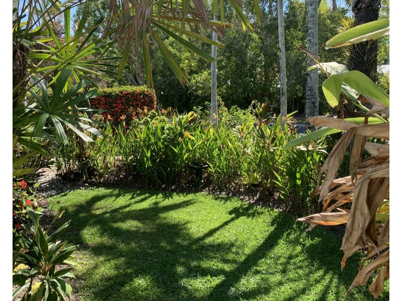 4 / 3 Port Street, Port Douglas QLD 4877