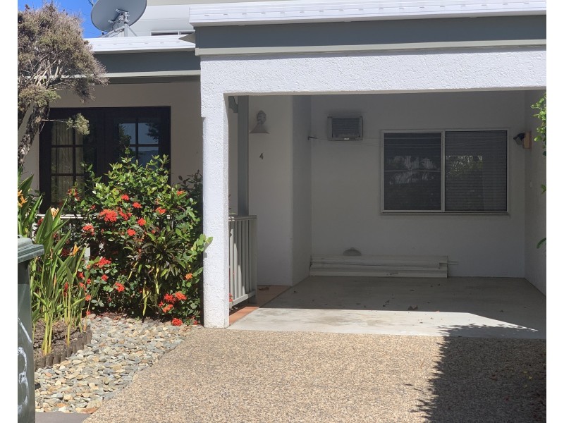 4 / 3 Port Street, Port Douglas QLD 4877