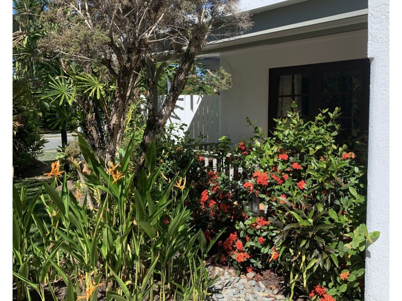 4 / 3 Port Street, Port Douglas QLD 4877