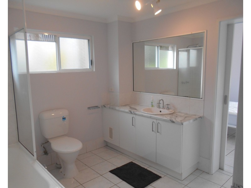 Unit 5 / 1 Pecten Avenue, Port Douglas QLD 4877