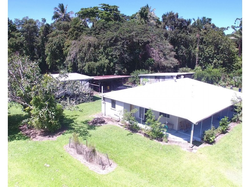 26 Miallo Road, Miallo QLD 4873