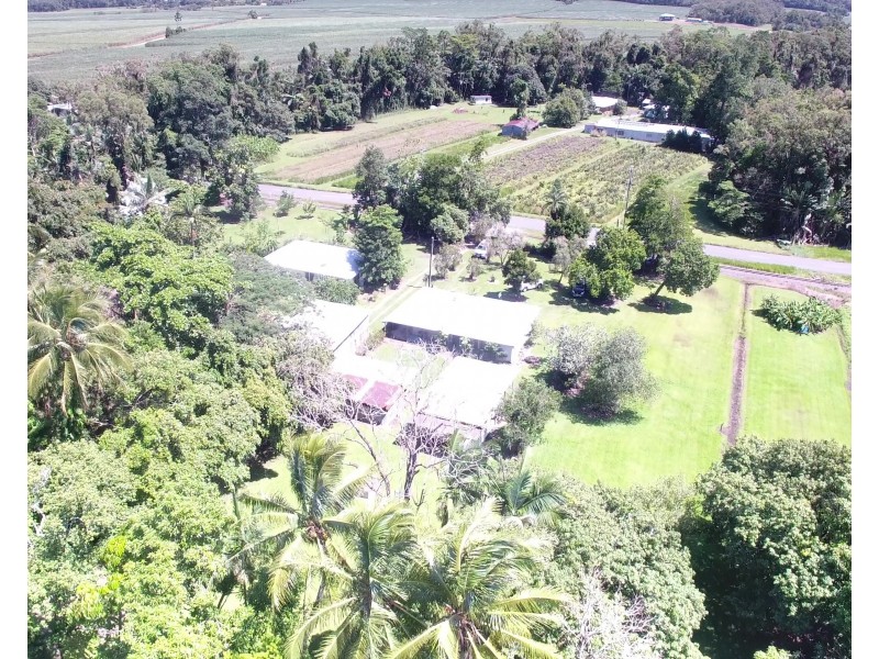 26 Miallo Road, Miallo QLD 4873