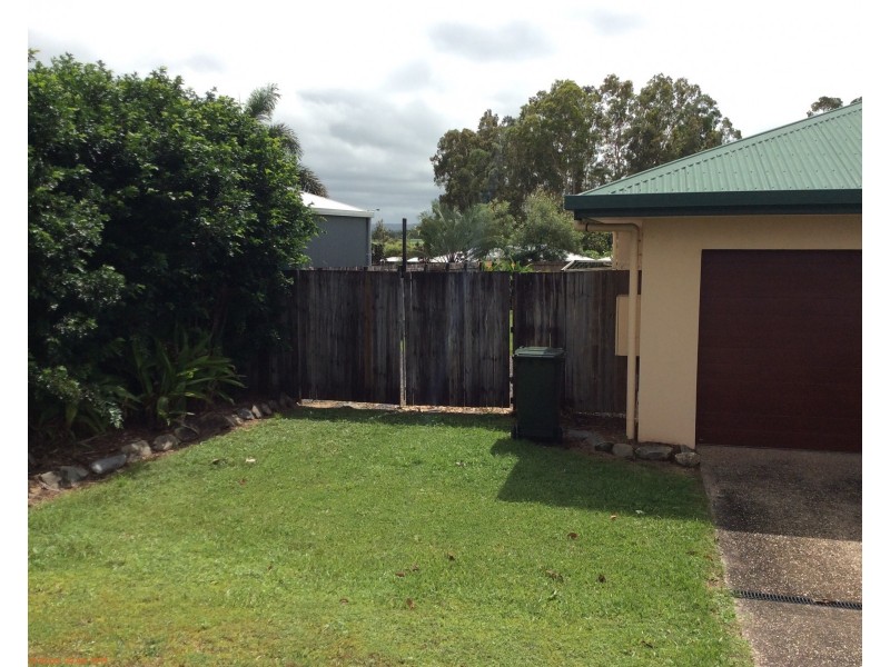 37 Cooya Beach Road, Cooya Beach QLD 4873