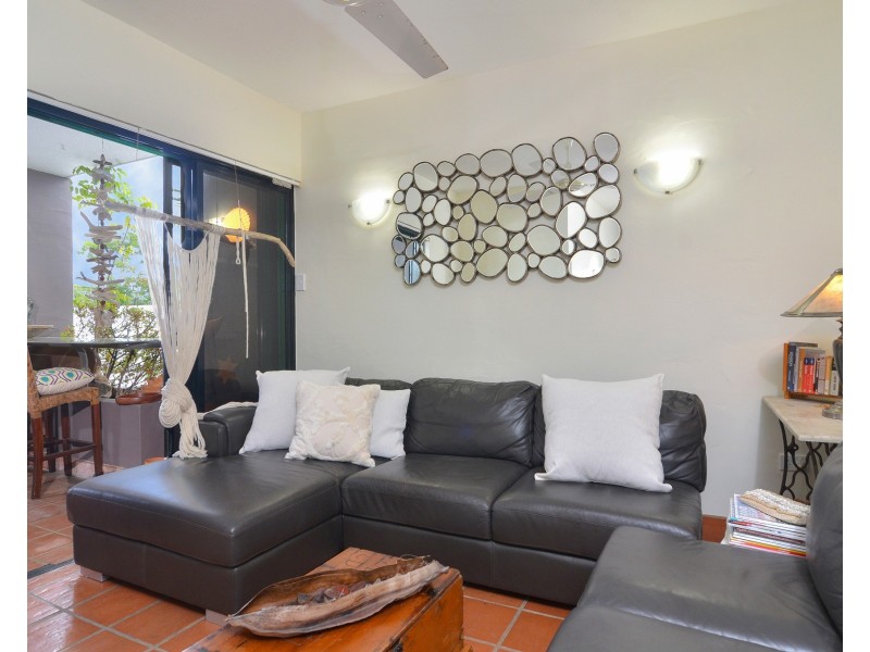 318 /2 Macrossan Street, Port Douglas QLD 4877