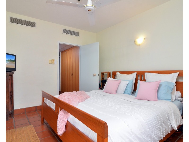 318 /2 Macrossan Street, Port Douglas QLD 4877