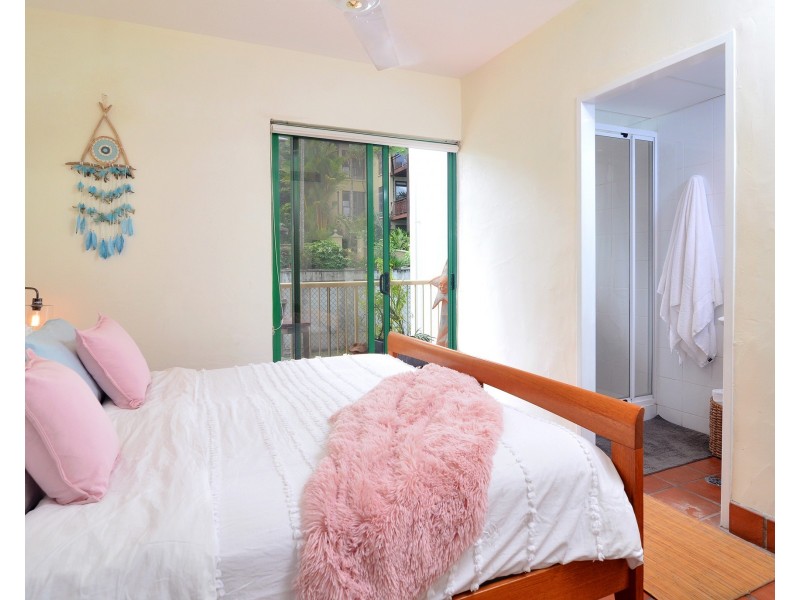 318 /2 Macrossan Street, Port Douglas QLD 4877