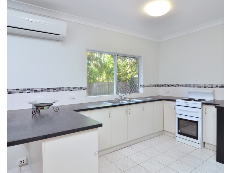 6  Albatross Close, Cooya Beach QLD 4873