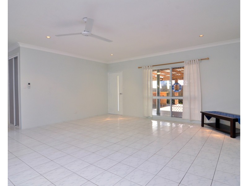 6  Albatross Close, Cooya Beach QLD 4873